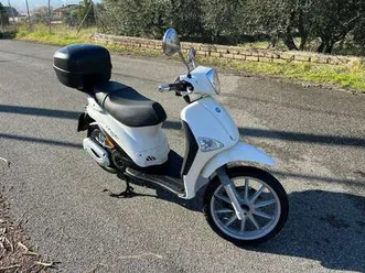 piaggio liberty 125 bianco