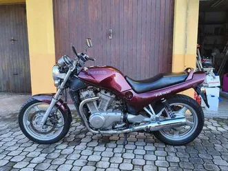 suzuki vx 800 rosso
