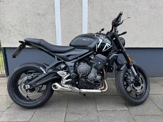 triumph trident 660