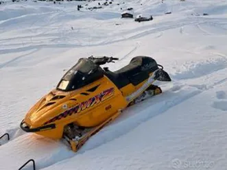 ski doo mxz 670 rave