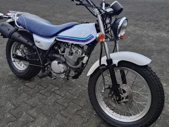 suzuki van van 125 in weiss bauj. 2014