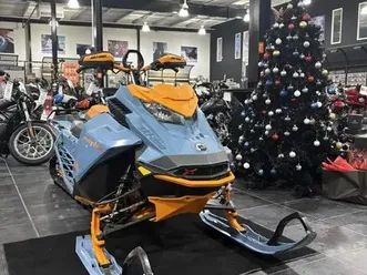 2022 ski-doo summit x 850 e-tec