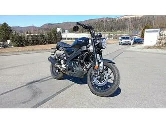 yamaha xsr 125 /1.hand/akrapovic/lenkerendenspiegel/