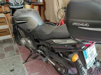 suzuki - gs500 e
