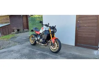yamaha xsr 900 / legend red canton nidwald -