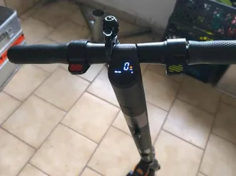 e-scooter/ e-roller segway ninebot e22d ◊top