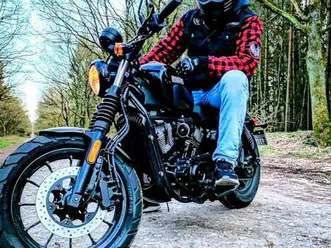 traum-chopper: hyosung gv 125 s aquila / vhb 2.600,- euro