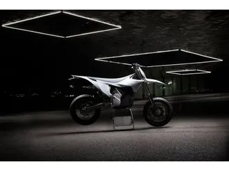 stark varg sm modell 2025 / snow white - auf lager