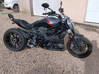 ducati x diavel excellent état+ 3500 d' options