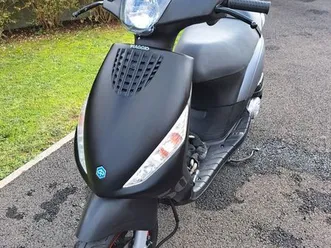 scooter piaggio zip 4t
