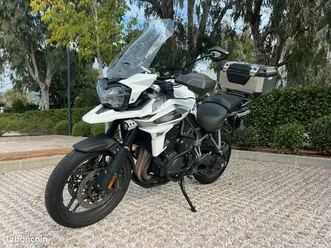 triumph tiger 1200 xrt toutes options + valises + entretien triumph + révision et ct faits pour la vente