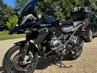 bmw 1200 gs triple black