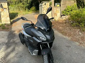 scooter sr 125 gt