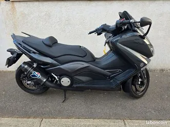 yamaha tmax 530 noir / bulle sport / ligne termignoni