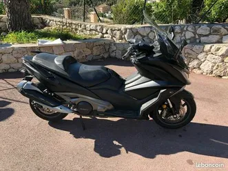 kymco ak 550