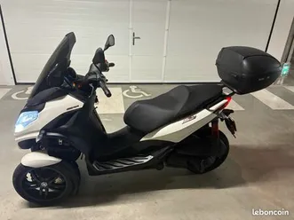 piaggio mp3 300 hpe sport