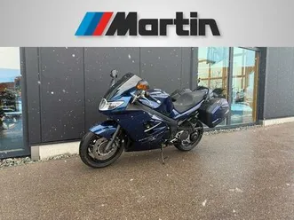 triumph sprint st 1050 abs