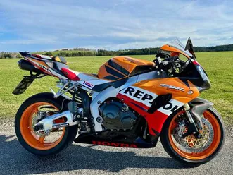 honda fireblade cbr 1000 sc57