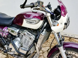 triumph adventurer - 1998