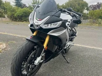aprilia tuono v4