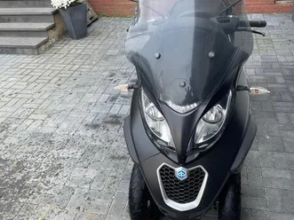 piaggio mp3 500