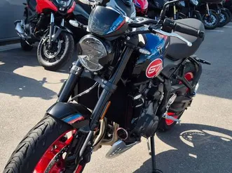 triumph trident 660 triple tribute edition