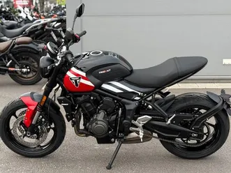 triumph trident 660