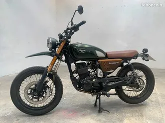 moto 125cm2 / scrambler