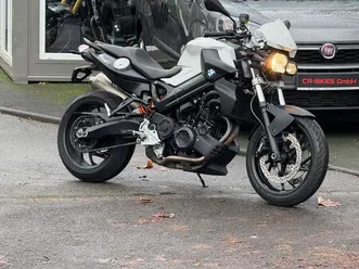 bmw f 800r bj 09 / 16 tkm tiefer akpovic