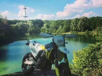 husqvarna 701 (wenig kilometer)