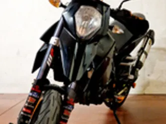 supermotard ktm 690