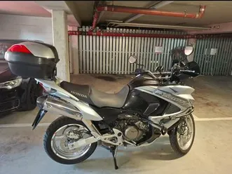 honda varadero xl 1000 /// sehr sehr gepflegt garagen motorad