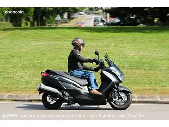 125 scooter ou motos ( recherche)