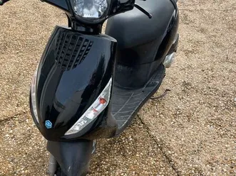 scooter zip 4t année 2022