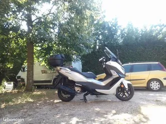 scooter 125 cruisym