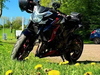 ② sizuki gsx-s 750