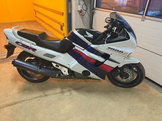 honda cbr 1000f, jg. 1993 - ein klassiker für kenner!