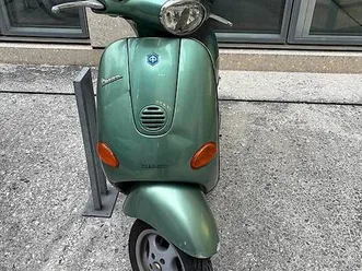 vespa piaggio et4 canton zurich -