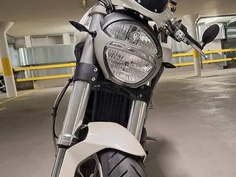 ducati monster 1100 (s) abs