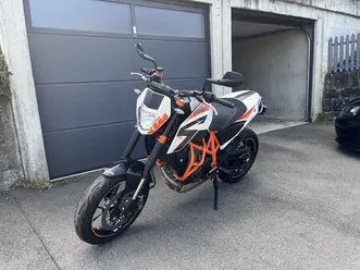 ktm duke 690 r, top zustand, frisch ab service