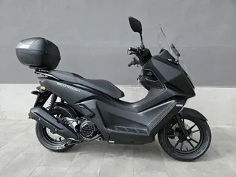 kymco skytown 125 cbs schwarz ab lager