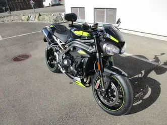 triumph speed triple 1050 rs