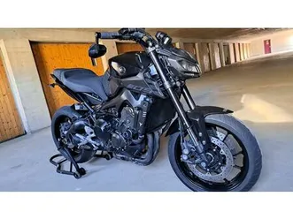yamaha mt-09 noire matt