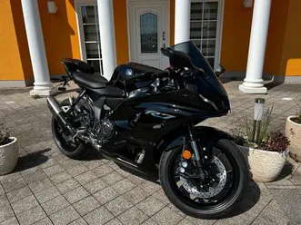 yamaha r7 mit akrapovic und a2 drosslung