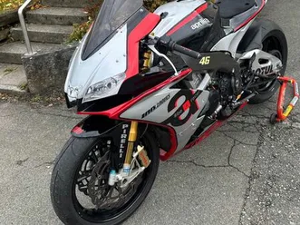 aprilia rsv4 factory zu verkaufen