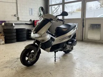 gilera runner vxr 200
