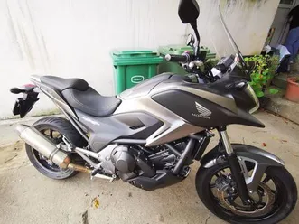 honda nc750x dct (preis ist nicht verhandelbar!!!)