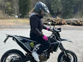 husqvarna 701 supermoto