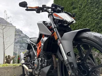 ktm duke 125 (2023)
