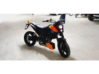 schöne ktm 690 duke 3 48kw oder 25 kw ab service